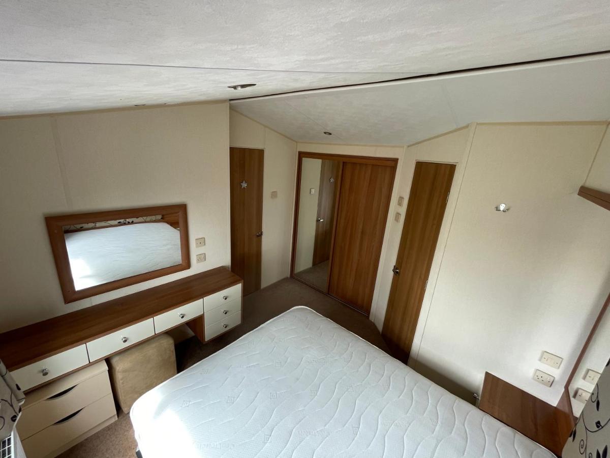 Chalet 2-bedroom Caravan In Uddingston, Glasgow *