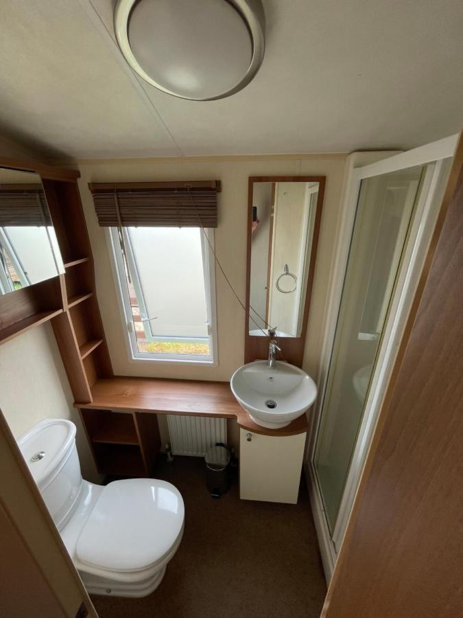 Chalet 2-bedroom Caravan In Uddingston, Glasgow *