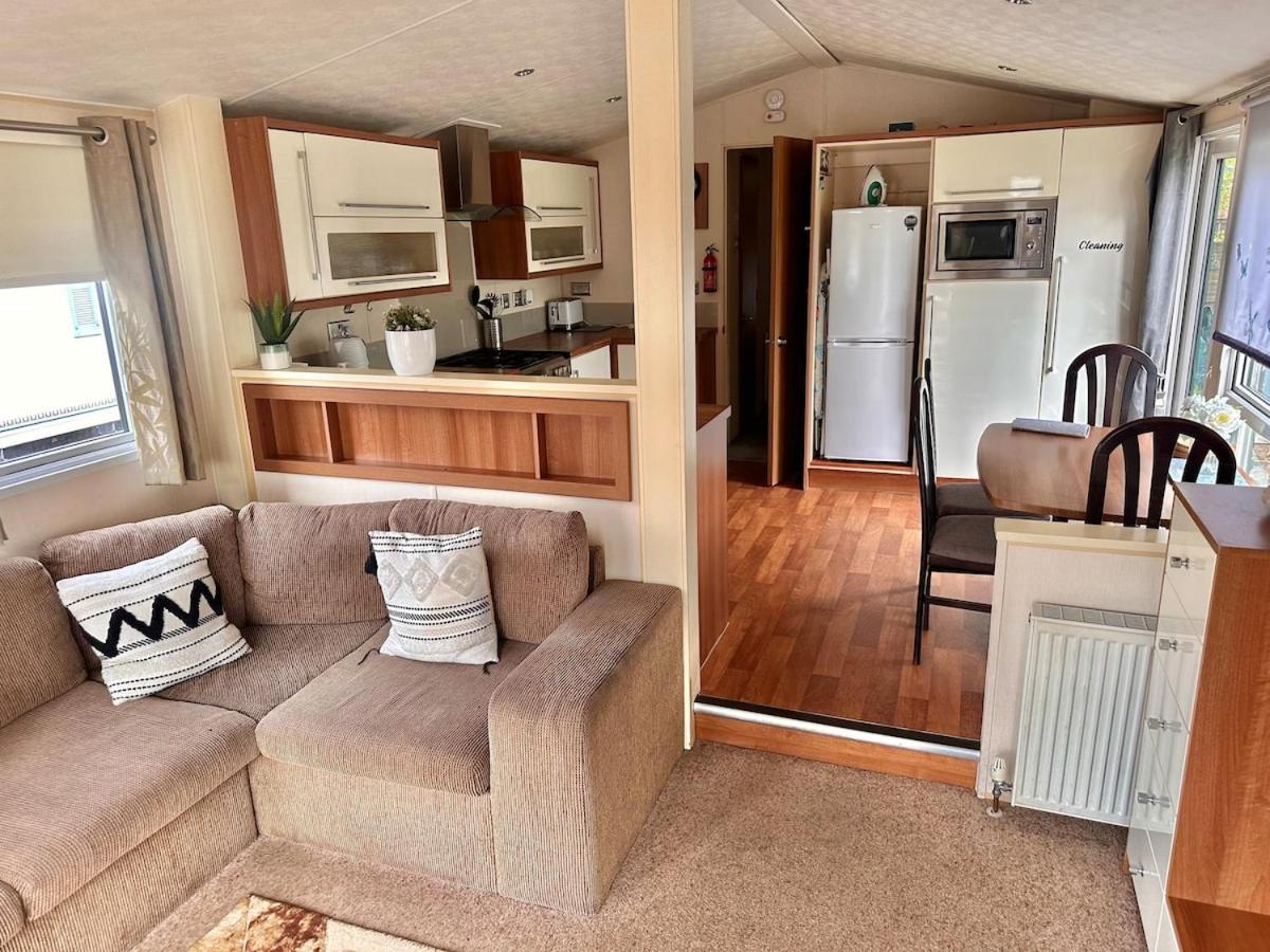 2-bedroom Caravan In Uddingston, Glasgow Uddingston