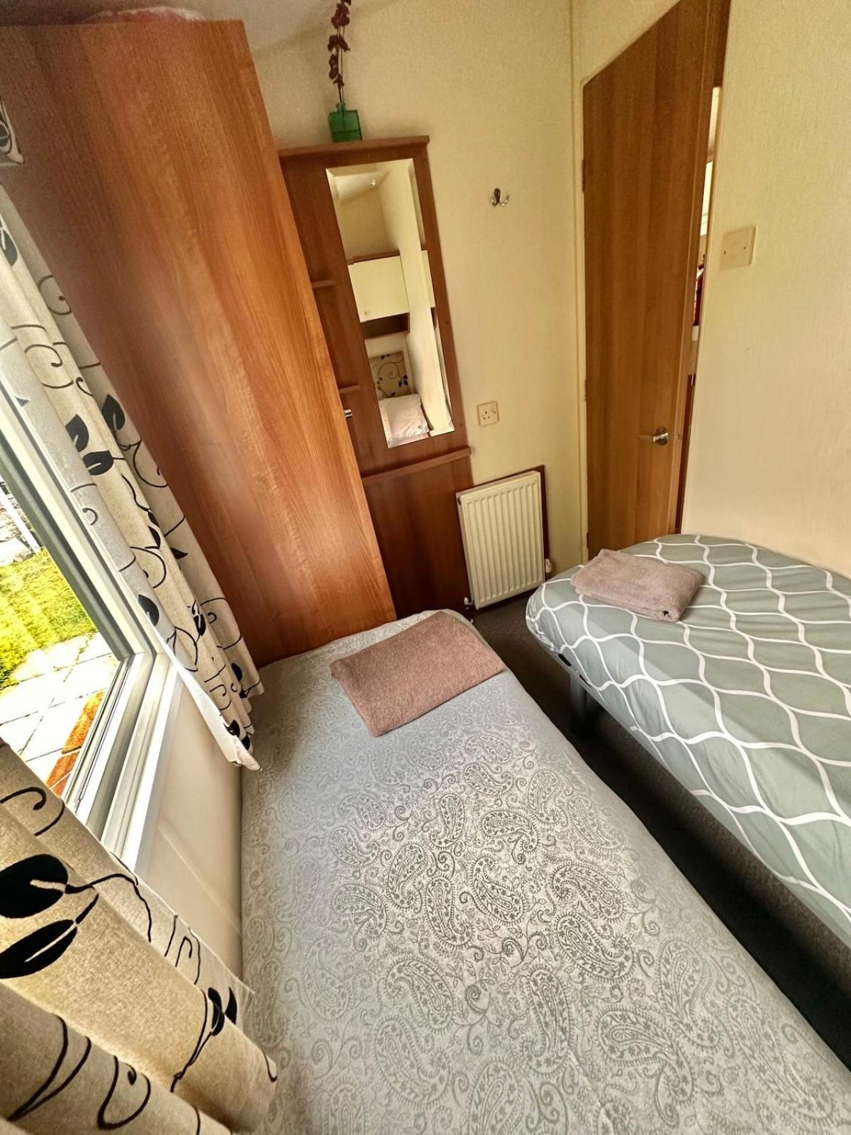 2-bedroom Caravan In Uddingston, Glasgow * Uddingston